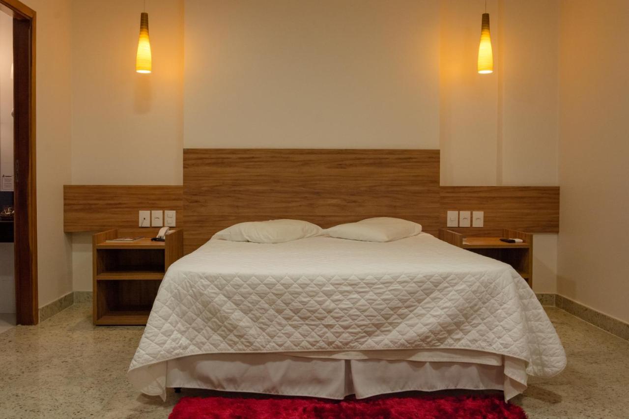 Lindoya Hotel Catalao Bagian luar foto
