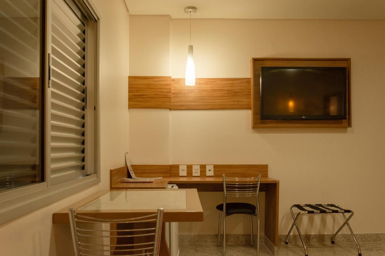 Lindoya Hotel Catalao Bagian luar foto