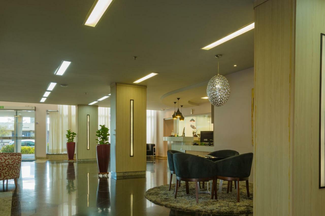 Lindoya Hotel Catalao Bagian luar foto