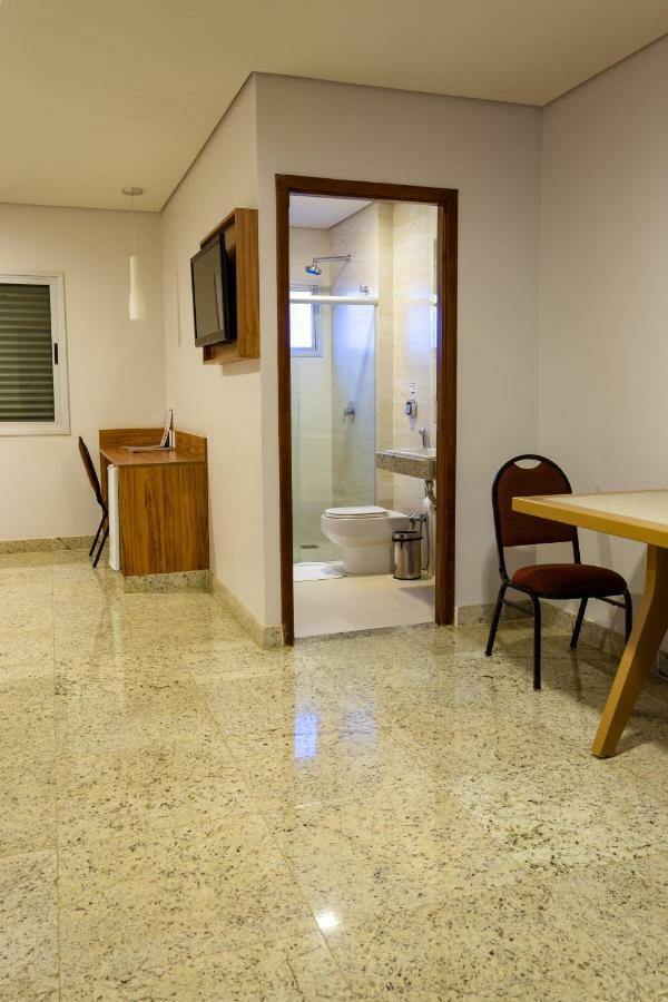 Lindoya Hotel Catalao Bagian luar foto
